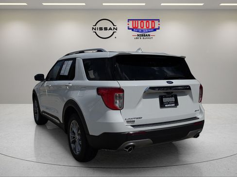 Used 2022 Ford Explorer Limited w/ Equipment Group 301A AWD/4WD image 7