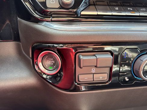 Used 2025 Chevrolet Silverado 2500 High Country w/ Z71 Off-Road Package image 10