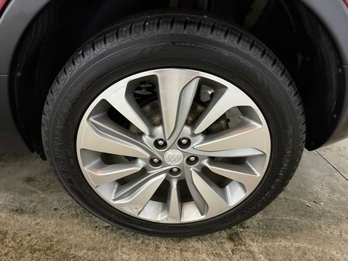 Used 2019 Buick Encore Preferred image 9