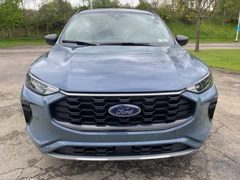 Used 2023 Ford Escape ST-Line w/ Tech Pack #1 AWD/4WD image 8