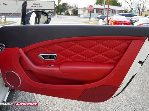 Used 2015 Bentley Continental GT V8 S image 24