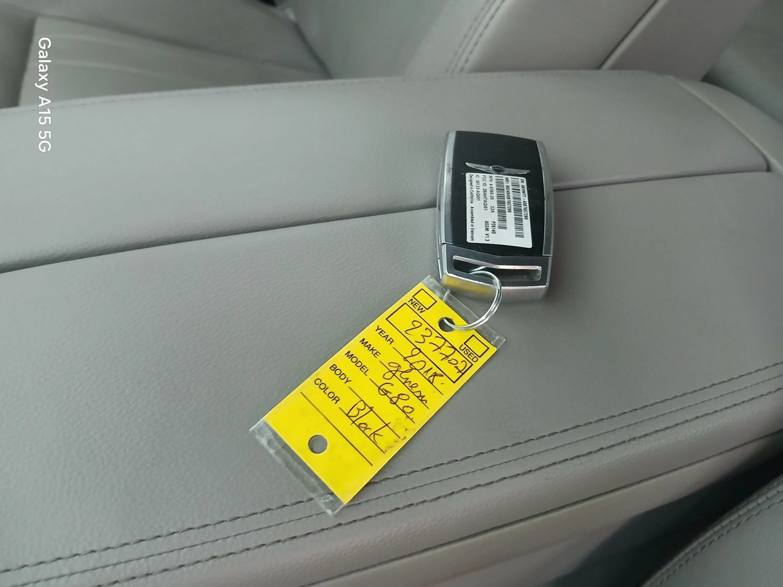 Used 2018 Genesis G80 3.8 RWD image 12