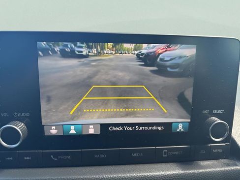 Used 2025 Honda Civic Sport image 32
