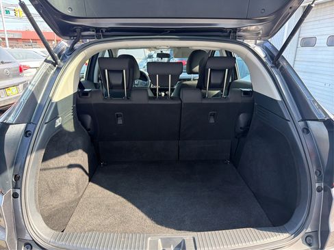 Used 2021 Honda HR-V LX image 16