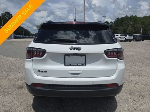 Certified 2025 Jeep Compass Limited w/ Sun & Sound Group AWD/4WD image 4