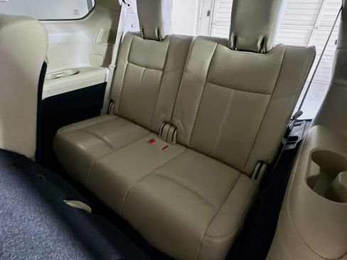 Used 2020 Nissan Pathfinder Platinum w/ Cargo Package image 29