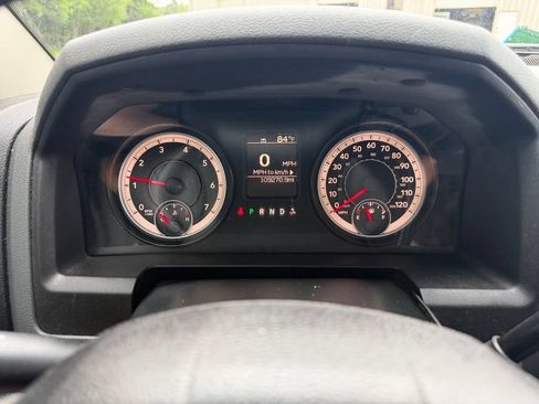 Used 2014 RAM 1500 Express RWD image 15