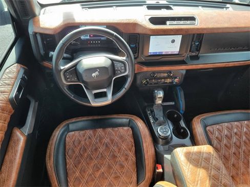 Used 2021 Ford Bronco Black Diamond image 13