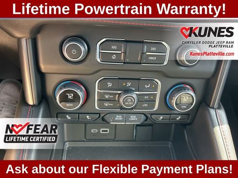 Used 2024 Chevrolet Suburban RST image 31