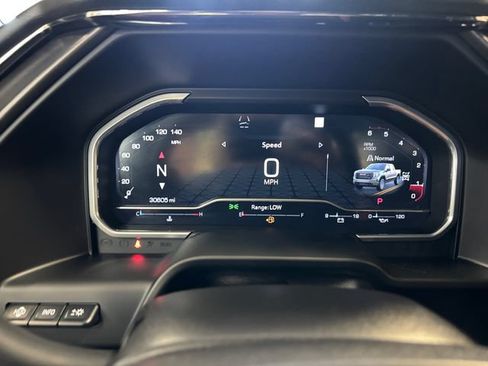 Used 2023 GMC Sierra 1500 AT4 w/ AT4 Premium Package AWD/4WD image 17