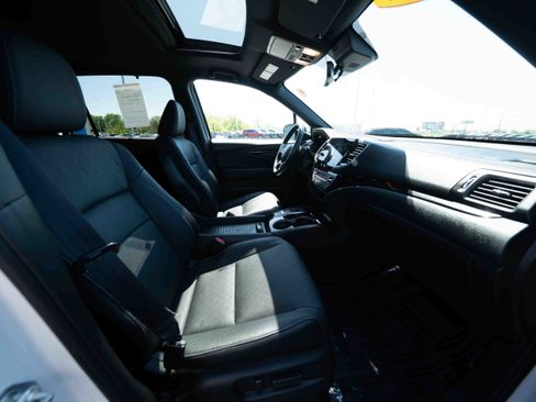 Used 2022 Honda Passport Elite image 27