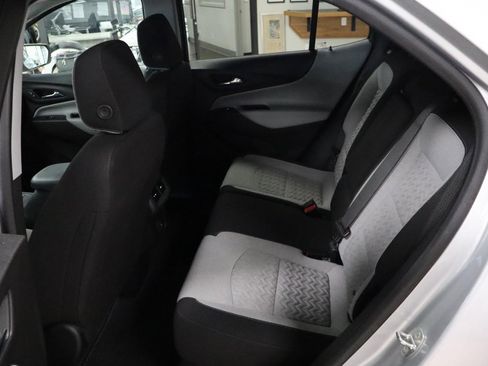 Used 2022 Chevrolet Equinox LT image 17