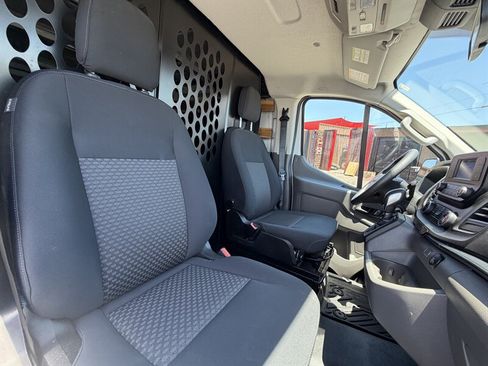 Used 2025 Ford Transit 250 Low Roof w/ Exterior Upgrade Package RWD image 18