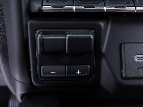 Used 2021 GMC Sierra 1500 SLT w/ SLT Premium Plus Package image 27