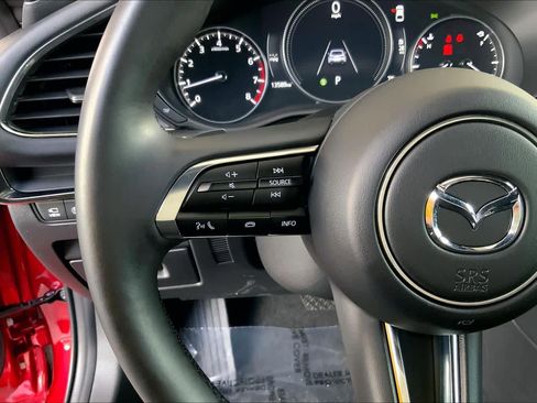 Used 2024 MAZDA MAZDA3 Hatchback w/Premium Plus Pkg image 24