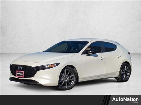 Used 2020 MAZDA MAZDA3 Hatchback w/ Preferred Package image 1