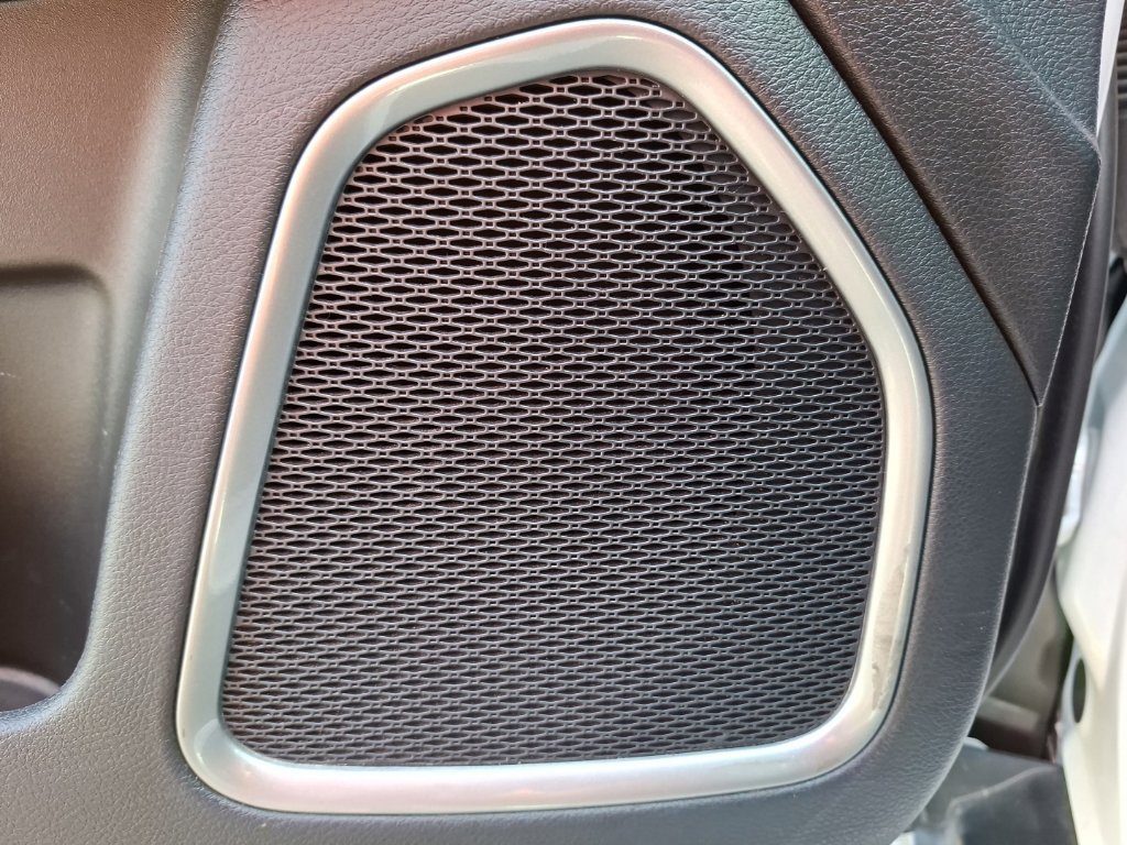 Used 2024 Jeep Compass Latitude AWD/4WD image 13