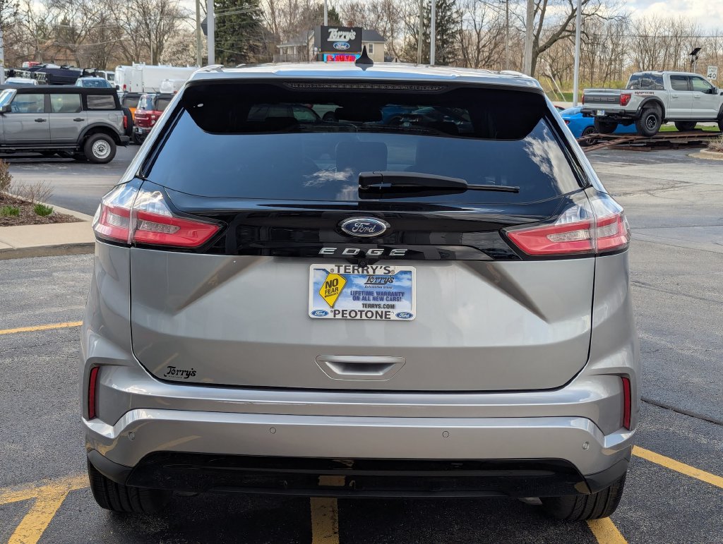 Used 2024 Ford Edge ST-Line AWD/4WD image 4