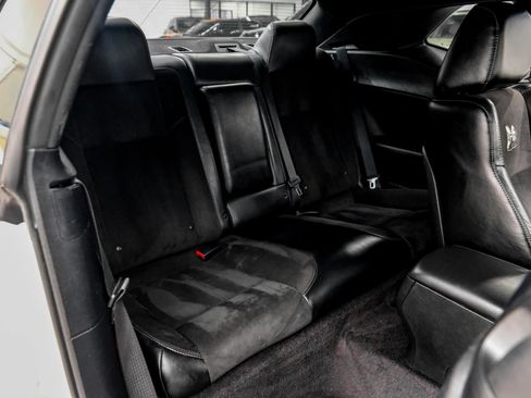 Used 2017 Dodge Challenger R/T Scat Pack RWD image 41