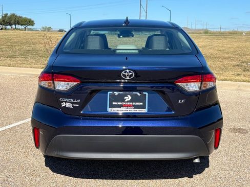 Used 2025 Toyota Corolla LE image 6