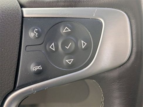 Used 2019 GMC Yukon SLT w/ Premium Edition image 16