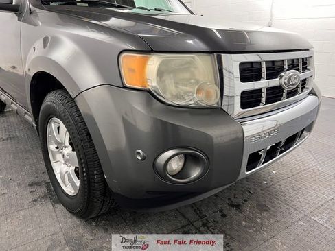 Used 2011 Ford Escape Limited w/ 302A Rapid Spec Order Code FWD image 9