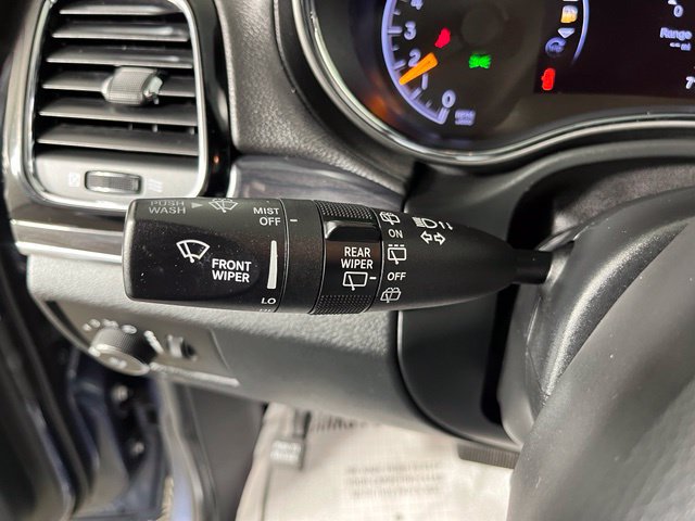 Used 2020 Jeep Grand Cherokee Overland AWD/4WD image 20