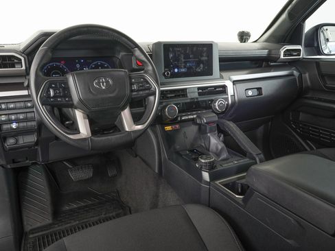 Used 2025 Toyota 4Runner TRD Off-Road image 15