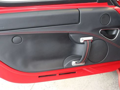 Used 2015 Alfa Romeo 4C Launch Edition w/ Convenience Group RWD image 16