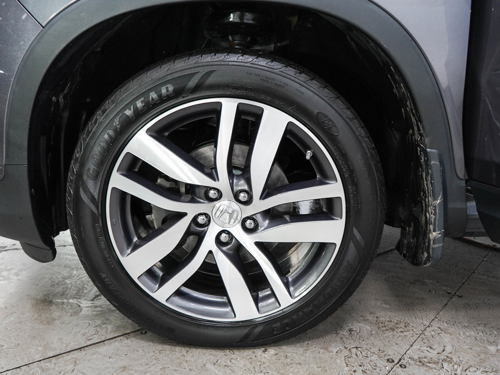 Used 2017 Honda Pilot Touring image 34