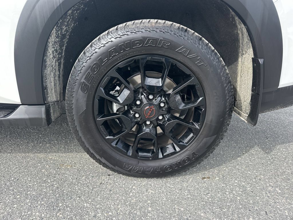 Used 2025 Nissan Armada PRO-4X AWD/4WD image 33