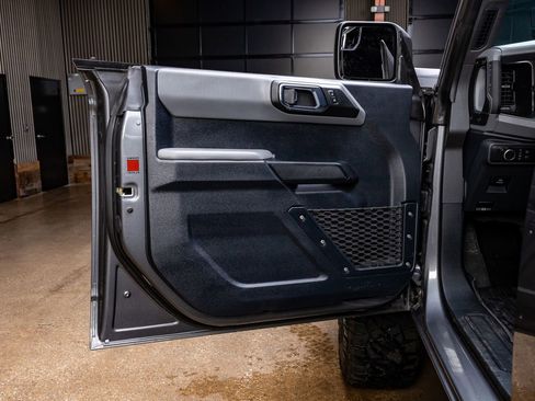 Used 2022 Ford Bronco 4-Door w/ Sasquatch Package image 35