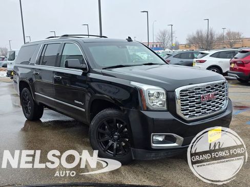 Used 2020 GMC Yukon XL Denali image 1