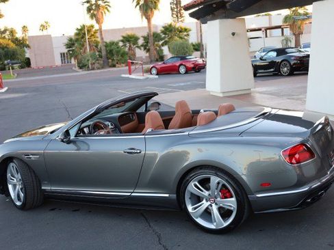 Used 2017 Bentley Continental GT V8 S image 17