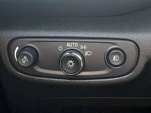 Used 2023 Chevrolet TrailBlazer LT w/ Convenience Package image 22