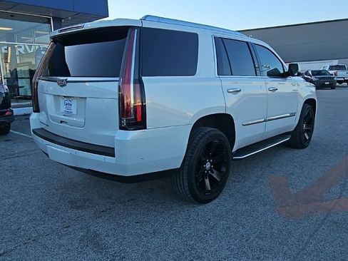 Used 2019 Cadillac Escalade 2WD image 7