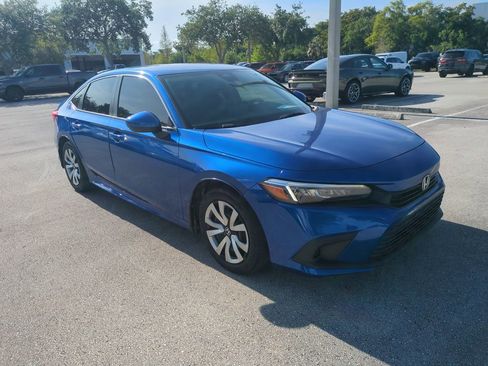 Used 2023 Honda Civic LX image 2