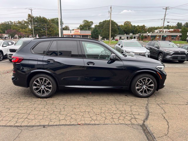 Used 2021 BMW X5 xDrive40i w/ M Sport Package AWD/4WD image 19