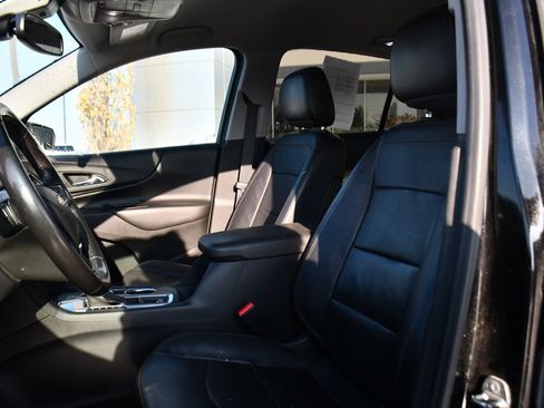 Used 2020 Chevrolet Equinox LT w/ Midnight Edition image 13