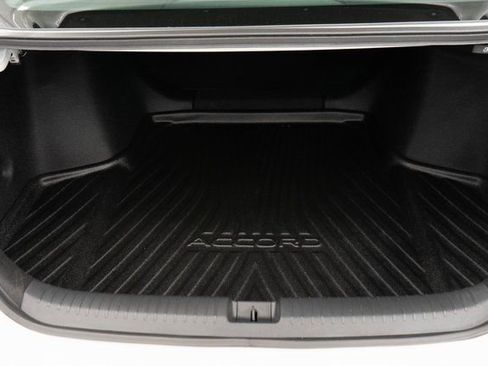 Certified 2024 Honda Accord LX image 9