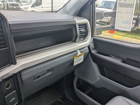 New 2024 Ford F550 2WD Regular Cab Super Duty image 17