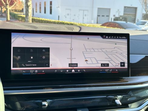 Used 2026 BMW X5 xDrive40i w/ M Sport Package image 28