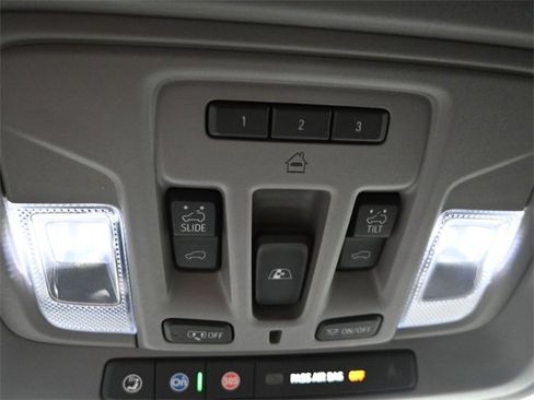 Used 2023 GMC Sierra 1500 Denali w/ Technology Package image 14