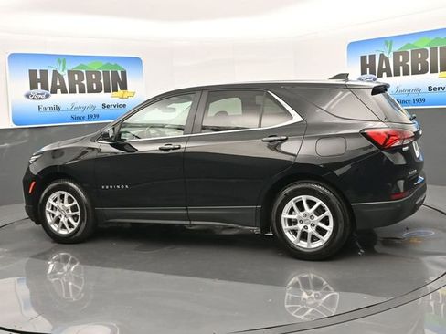 Used 2024 Chevrolet Equinox LT image 3