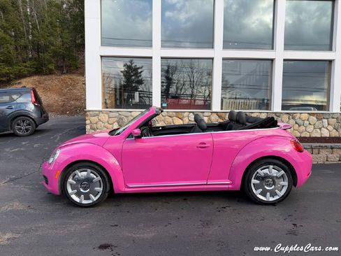 Used 2013 Volkswagen Beetle 2.5 image 14