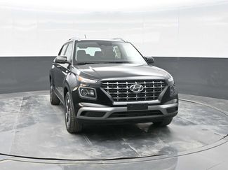 New 2026 Hyundai Venue SEL video 2