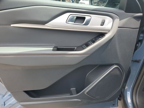 New 2026 Ford Explorer Active RWD image 13