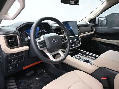 New 2024 Ford Expedition Max Limited image 31