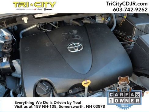 Used 2017 Toyota Sienna L image 26