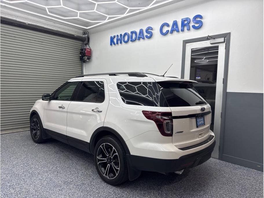 Used 2014 Ford Explorer Sport w/ Equipment Group 401A AWD/4WD image 3